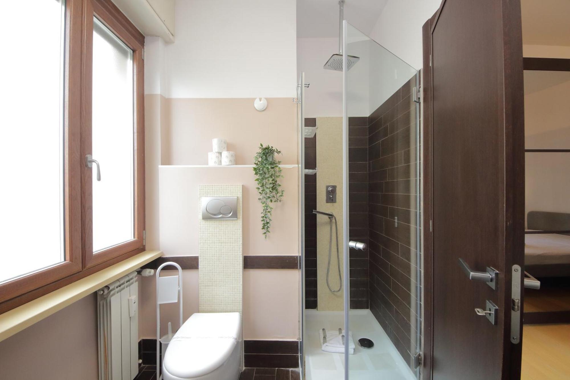 Cozy And Comfy Apartment In Piramide Metro Stop Rome Bagian luar foto