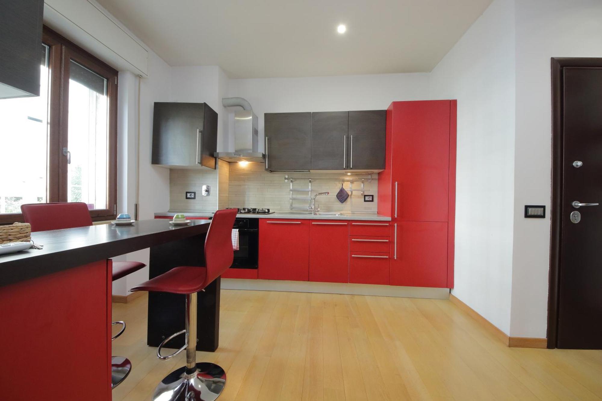 Cozy And Comfy Apartment In Piramide Metro Stop Rome Bagian luar foto