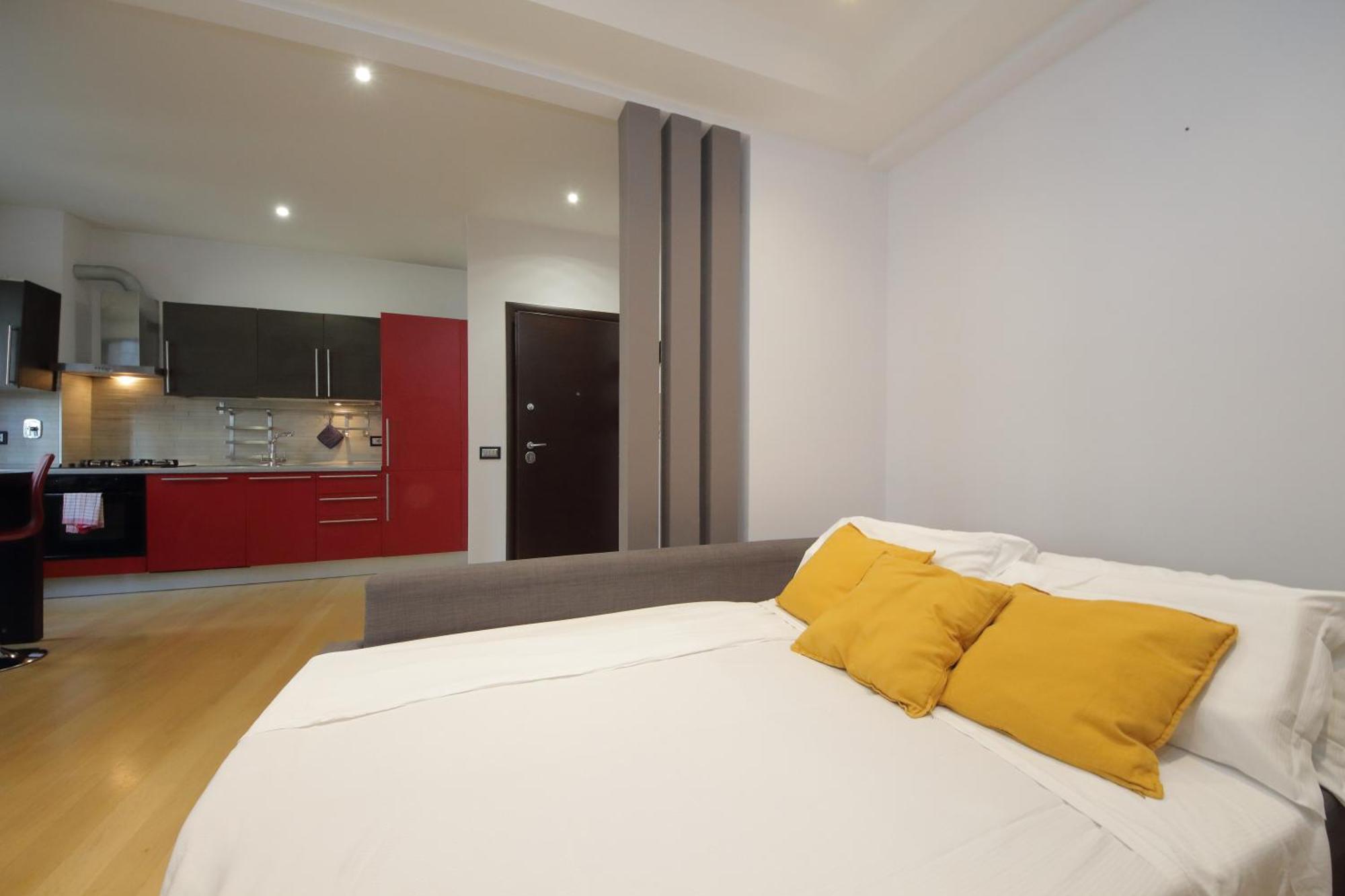 Cozy And Comfy Apartment In Piramide Metro Stop Rome Bagian luar foto